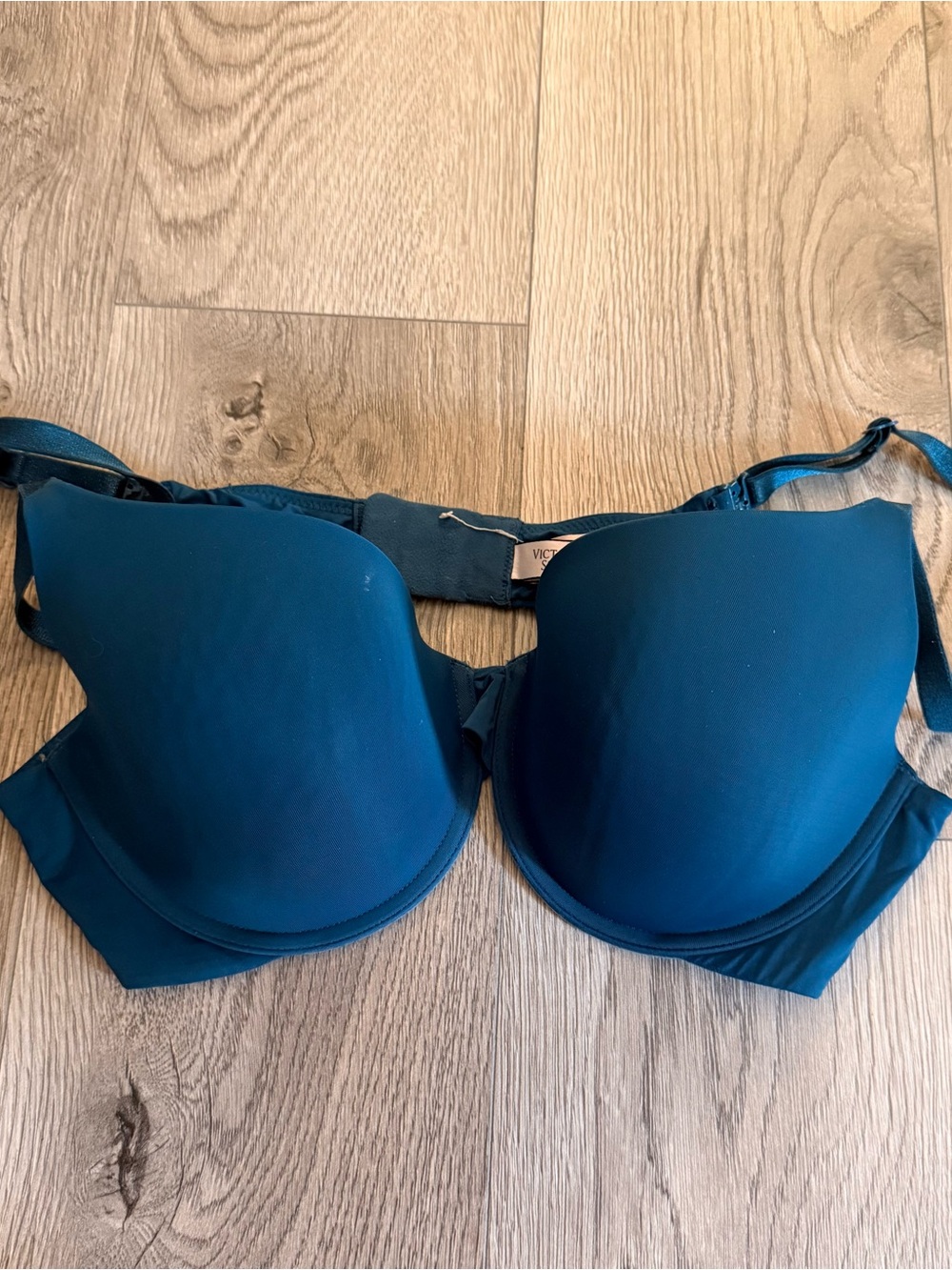 Victoria's Secret Teal Smooth Molding Bra